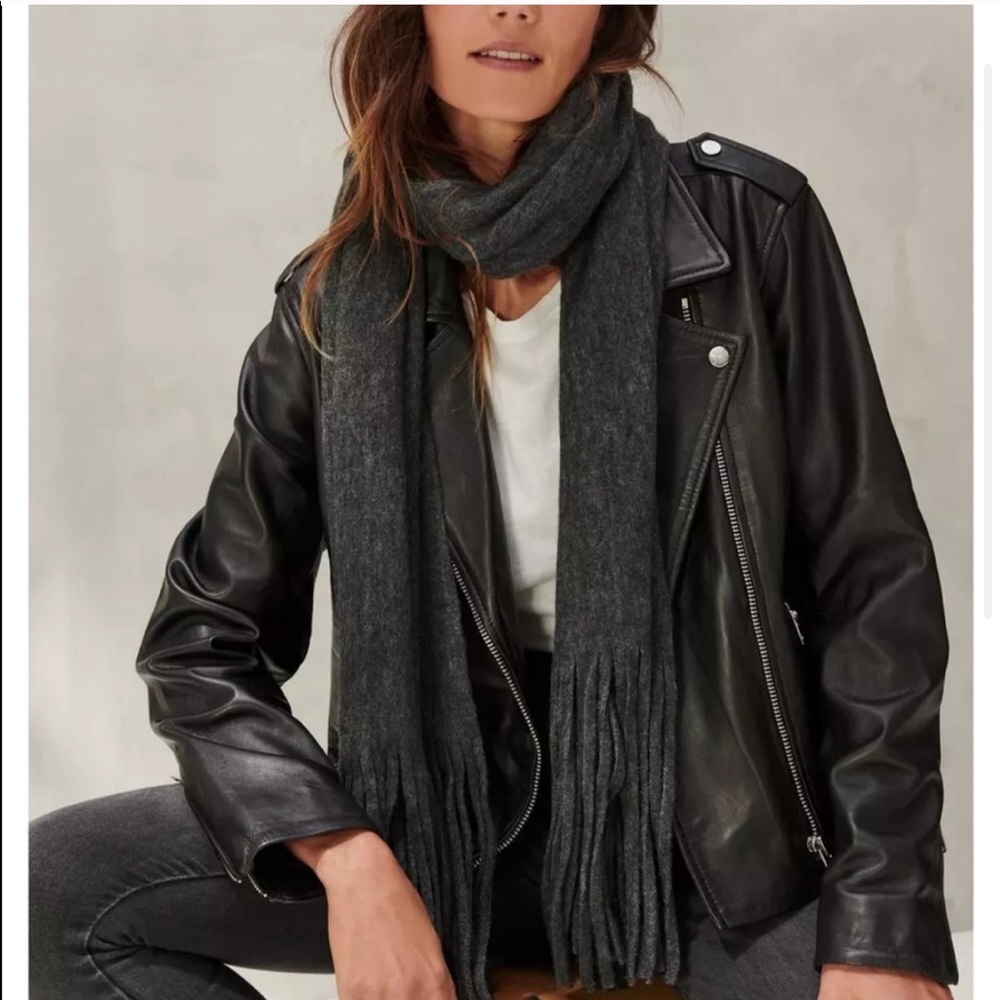 Lucky Brand Solid Brushed Gray Scarf